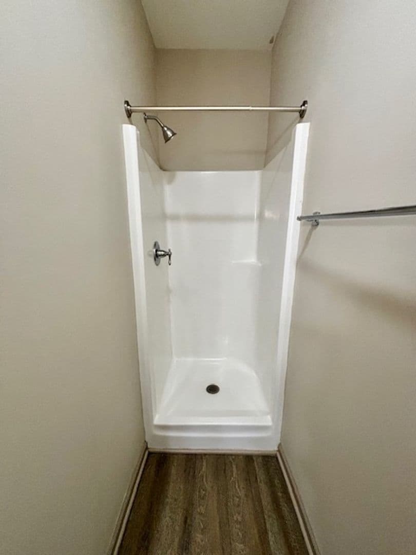 Bowling Green Apartment: 1607 & 1720 US 31W Bypass