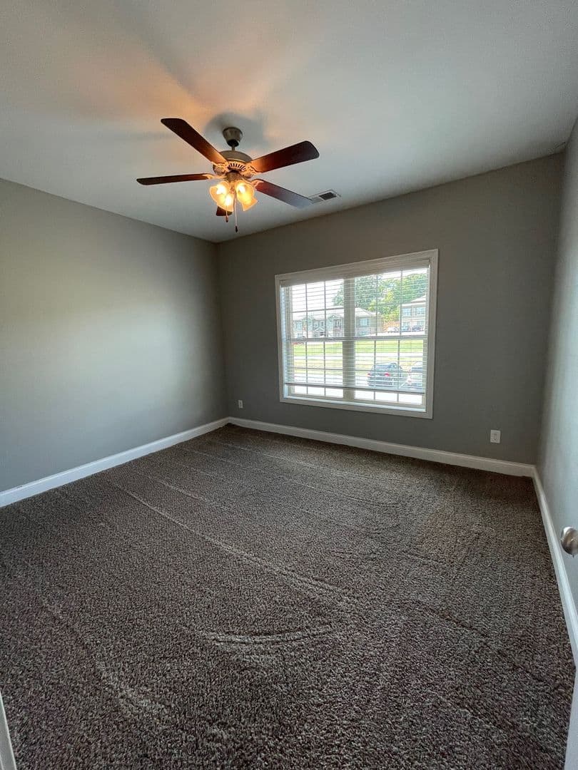 Bowling Green Apartment: 5866 Otte Court