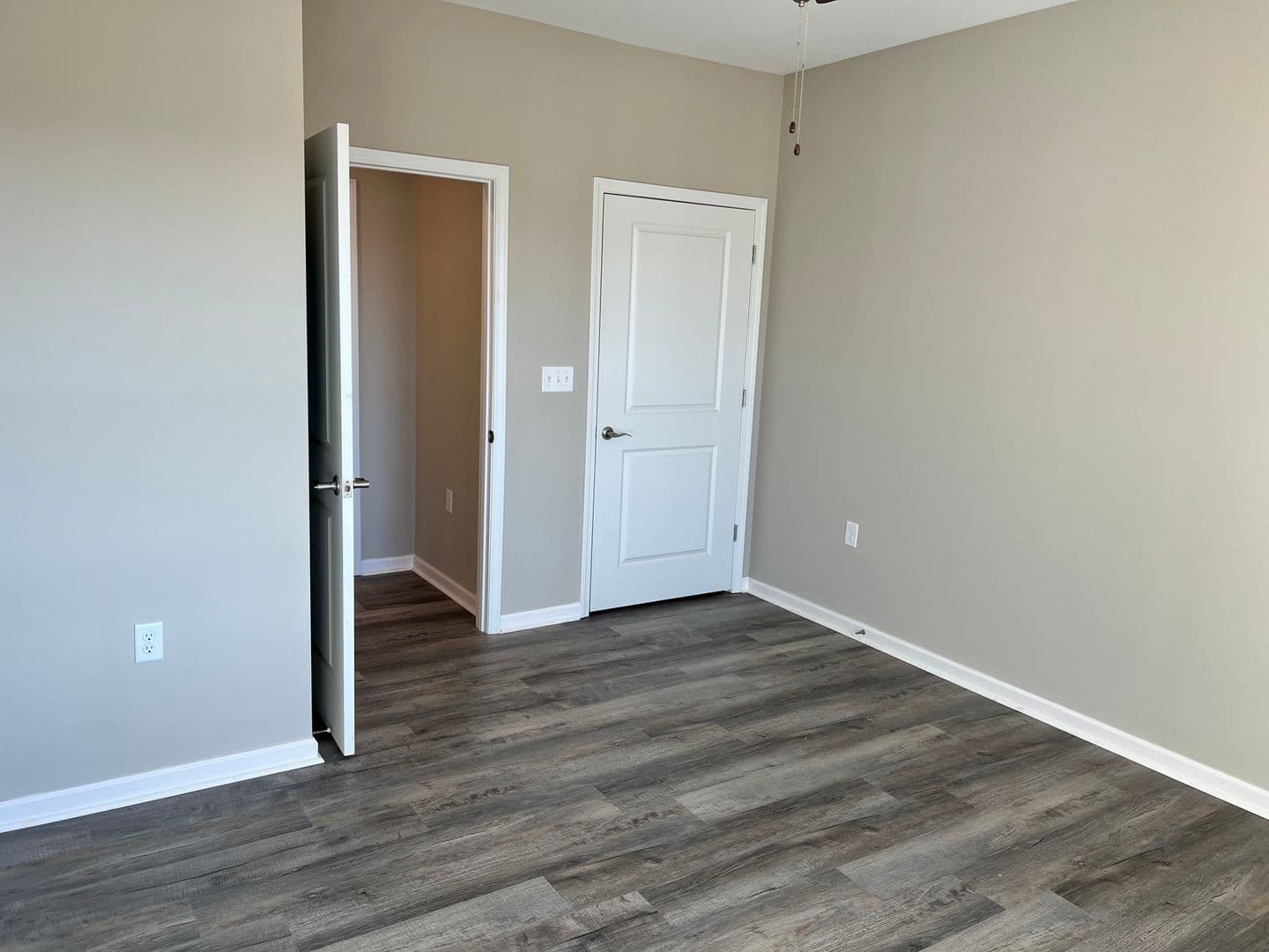 Portland Apartment: 1077 Gateview Drive