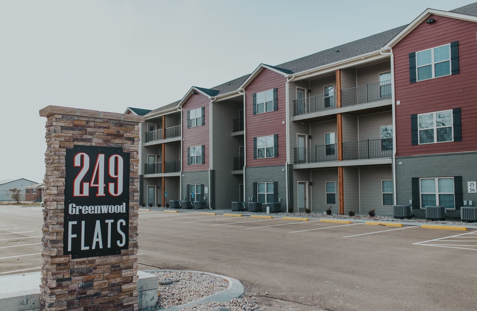 Bowling Green Apartment: 249 Greenwood Lane