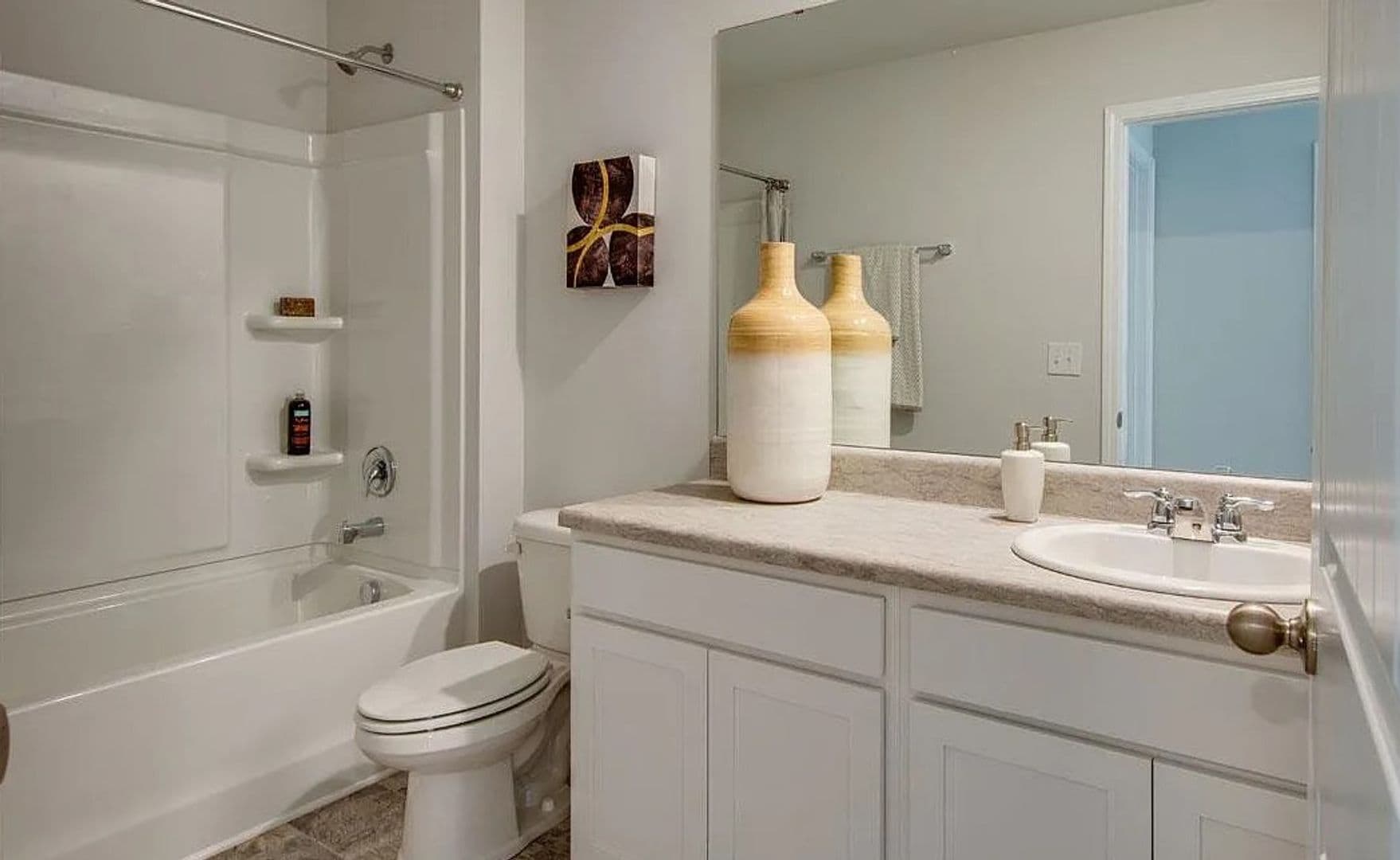Bowling Green House: 7218 Eagle Stone Lane