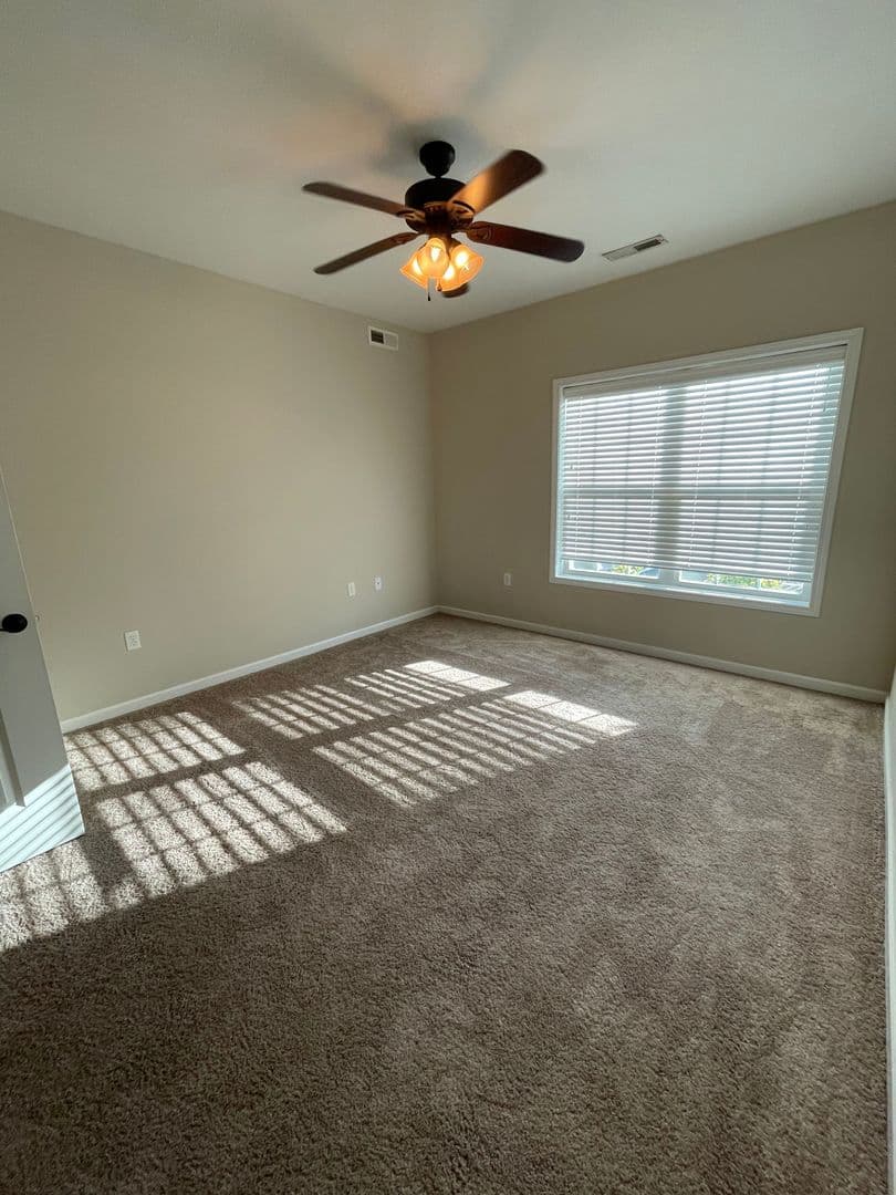 Bowling Green Apartment: 2730 Industrial Drive