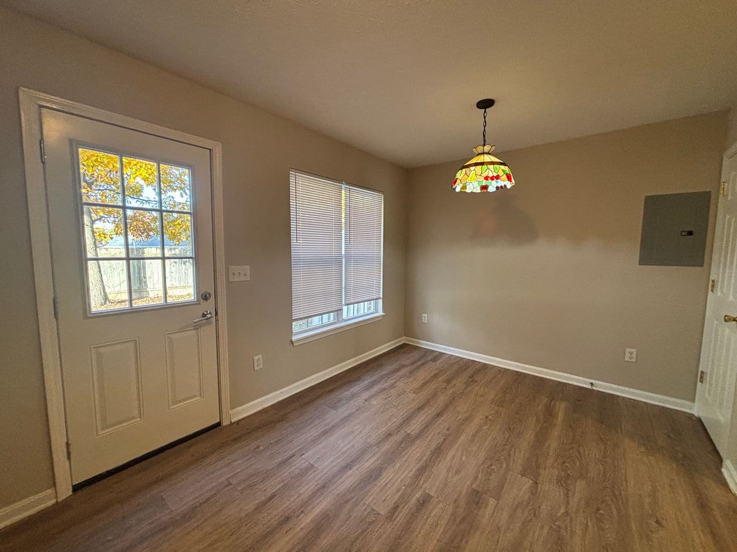 Elizabethtown Apartment: 1150, 1156, and 1164 Woodland Drive; 1204 Denada Lane