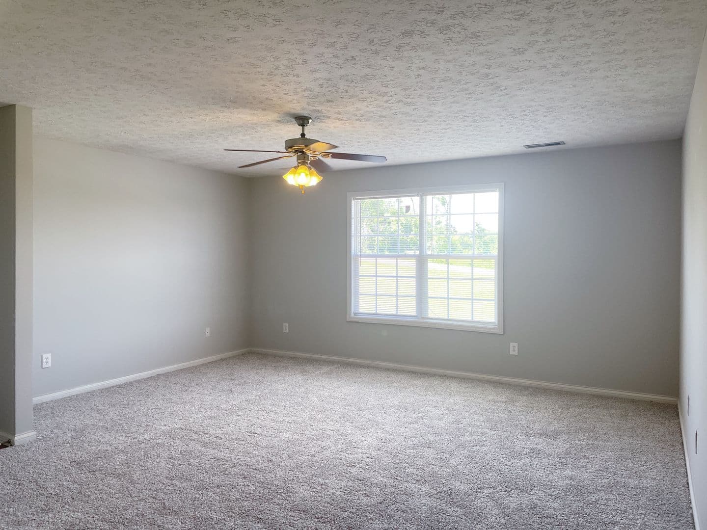 Bowling Green Apartment: 181 McFadin Station Street
