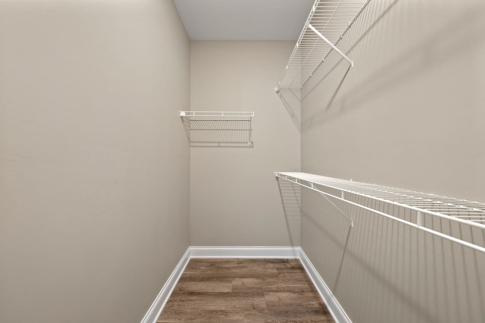 Bowling Green Apartment: 2363 Fox Ridge Court