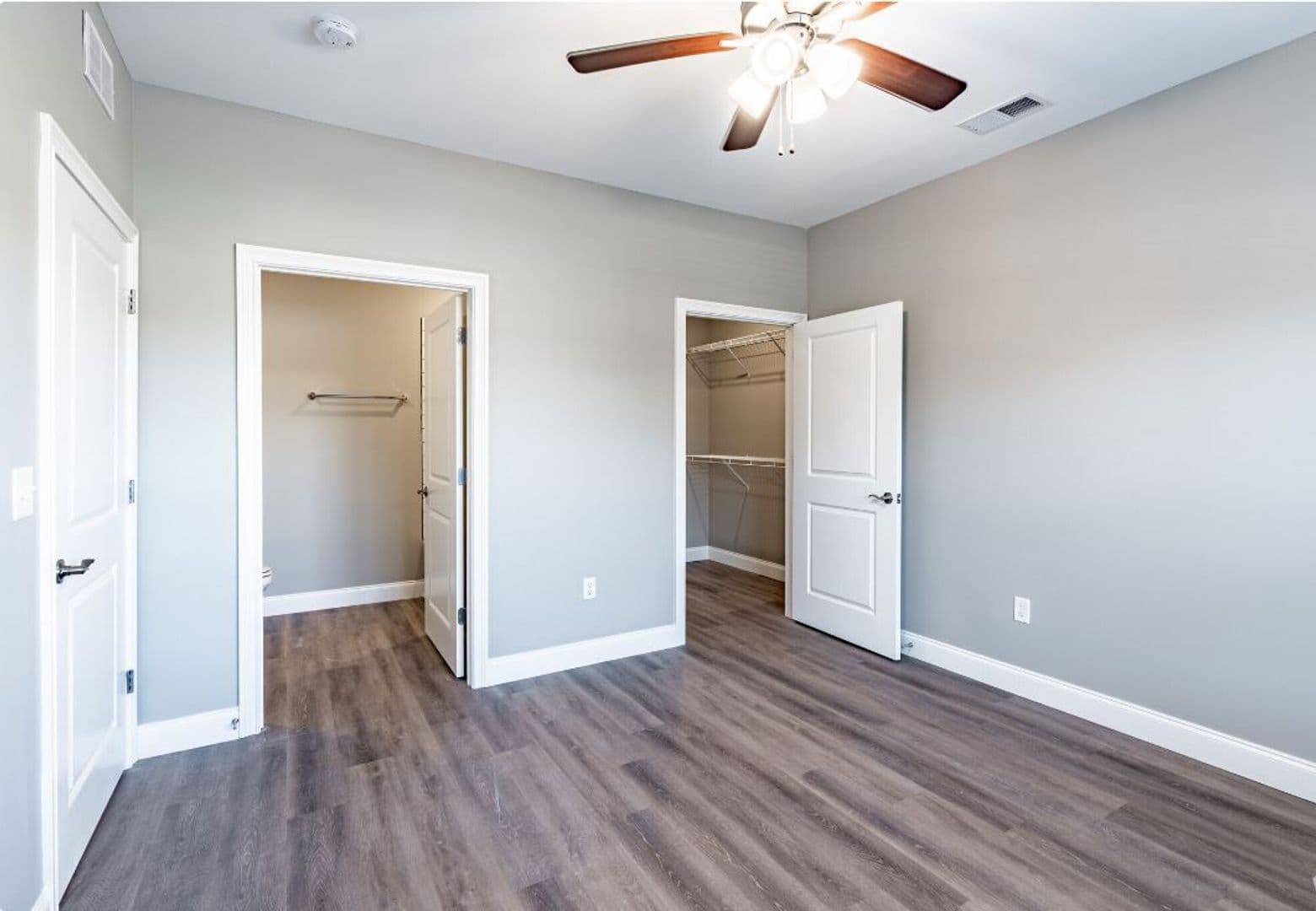 Bowling Green Apartment: 173 Traditions Boulevard