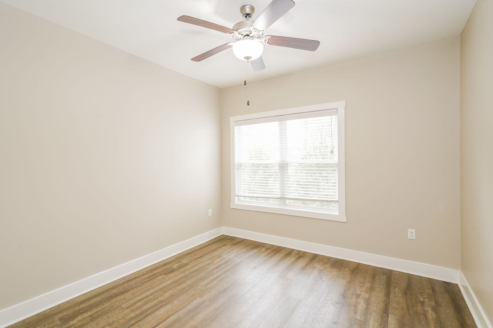 White House Apartment: 2940 US-31W