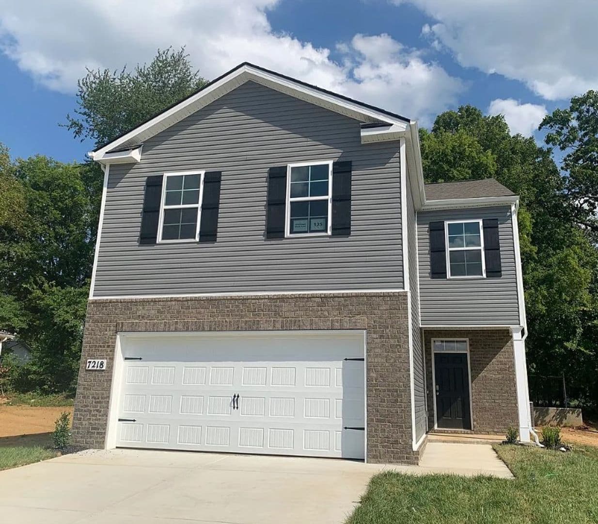 Bowling Green House: 7218 Eagle Stone Lane