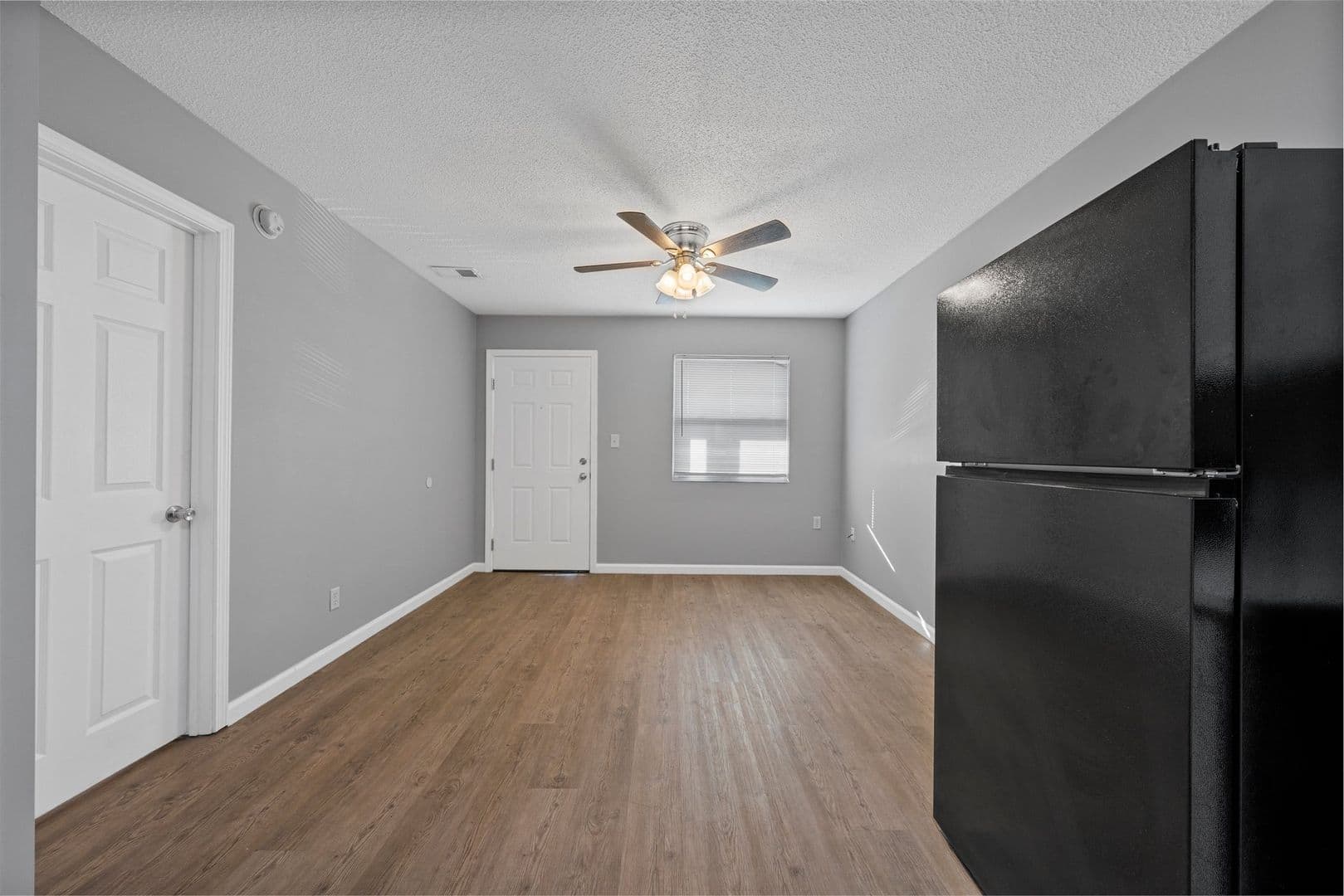 Owensboro Apartment: 630 Chuck Gray Ct