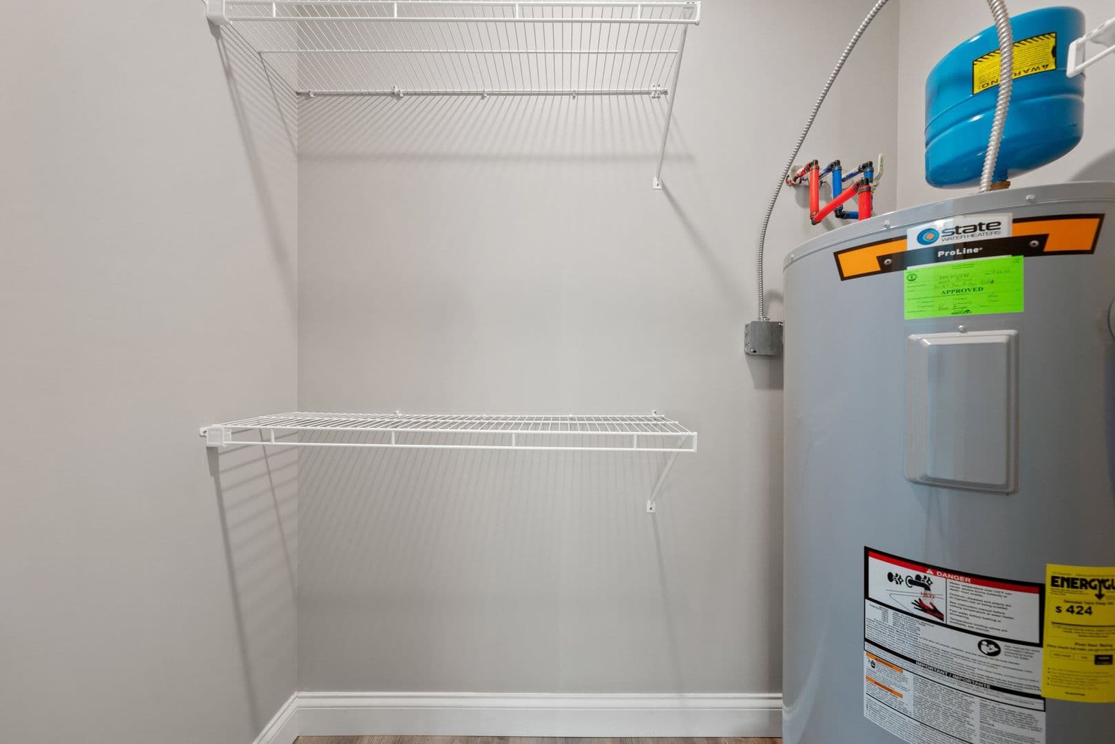 Bowling Green Apartment: 2363 Fox Ridge Court