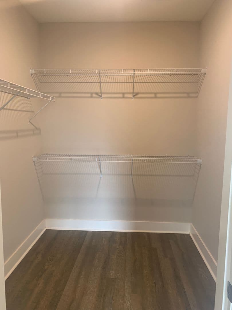 White House Apartment: 2940 US-31W