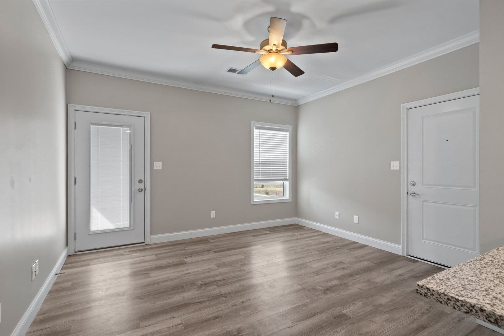 Bowling Green Apartment: 2363 Fox Ridge Court