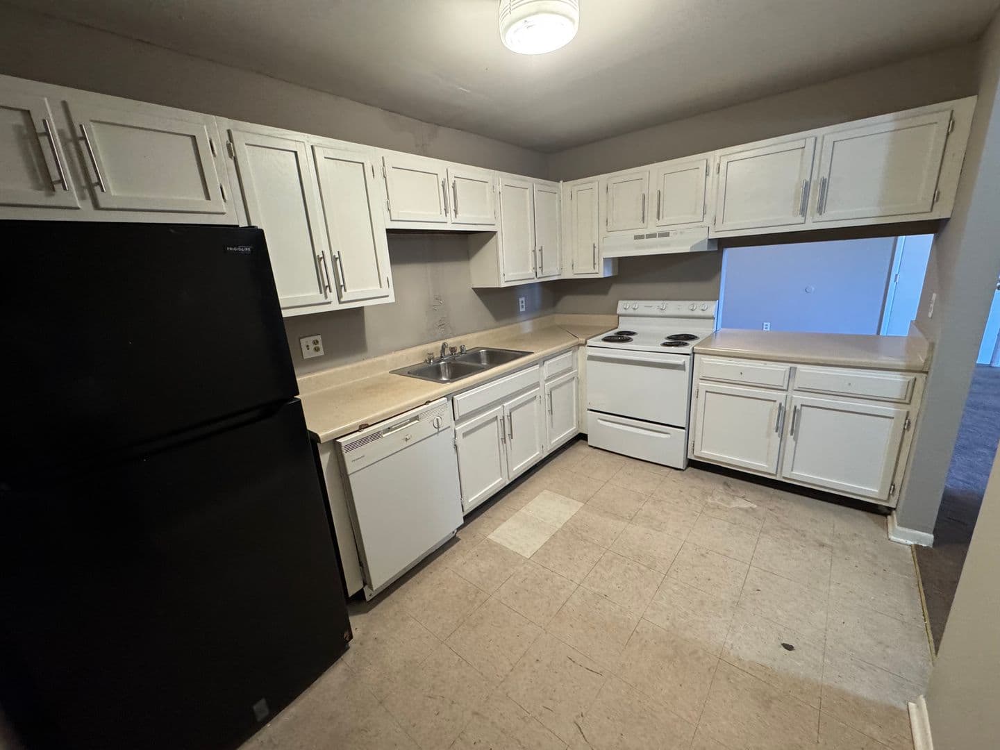 Bowling Green Apartment: 1500 Bryant Way