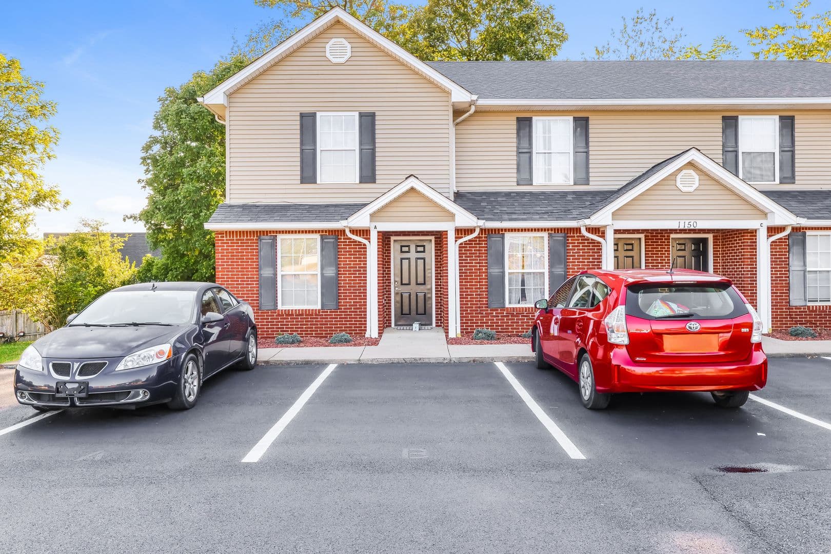 Elizabethtown Apartment: 1150, 1156, and 1164 Woodland Drive; 1204 Denada Lane