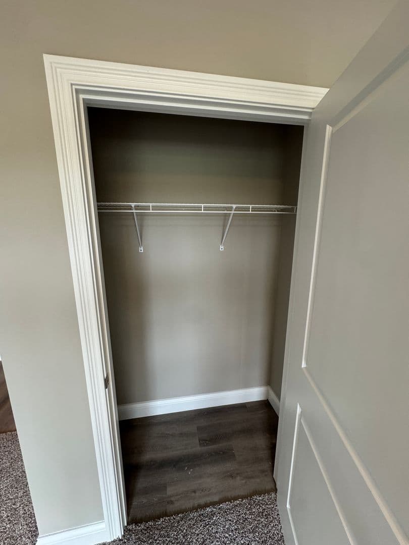 Bowling Green Apartment: 5204 Bakers Spring Street
