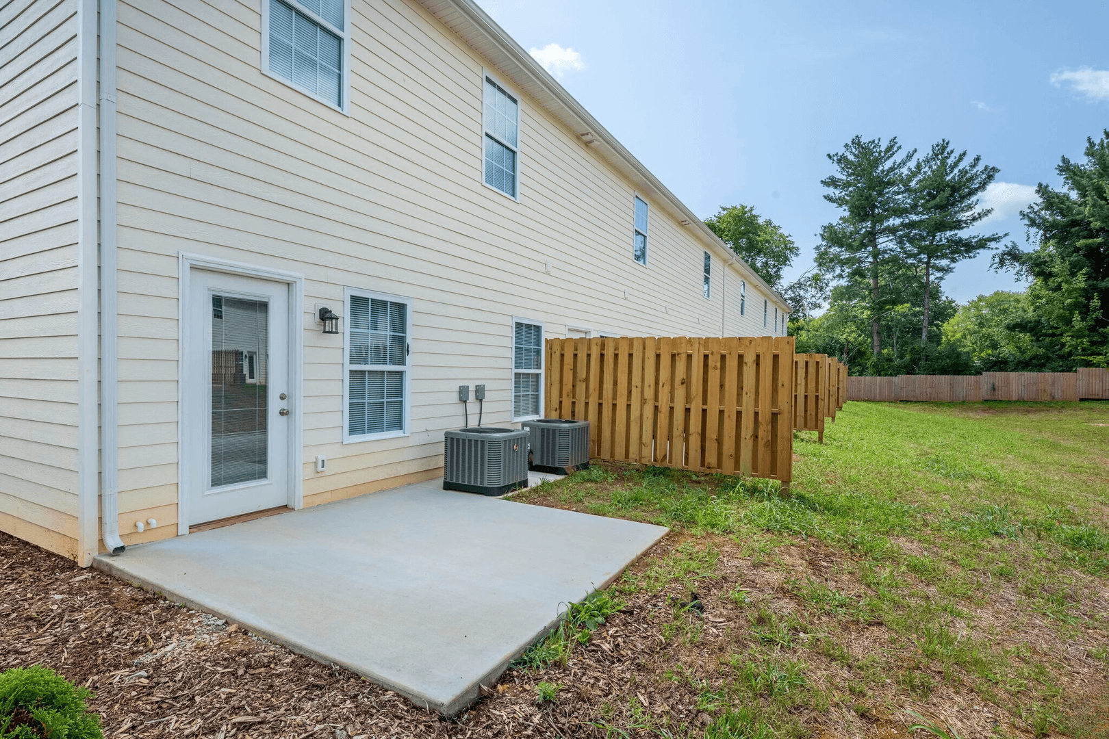 Bowling Green Townhome: 7437 Russellville Road