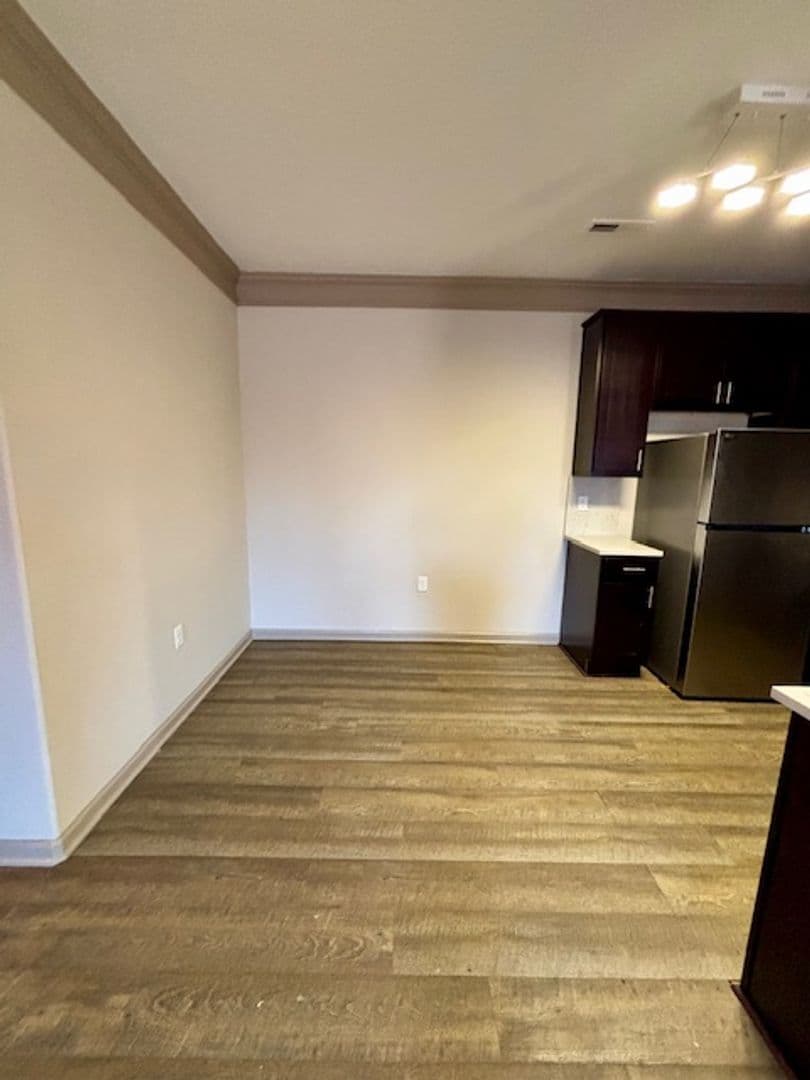 Bowling Green Apartment: 1607 & 1720 US 31W Bypass