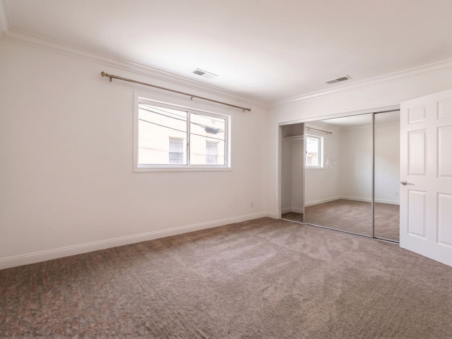 Beverly Hills Apartment: 216 S. Gale Dr