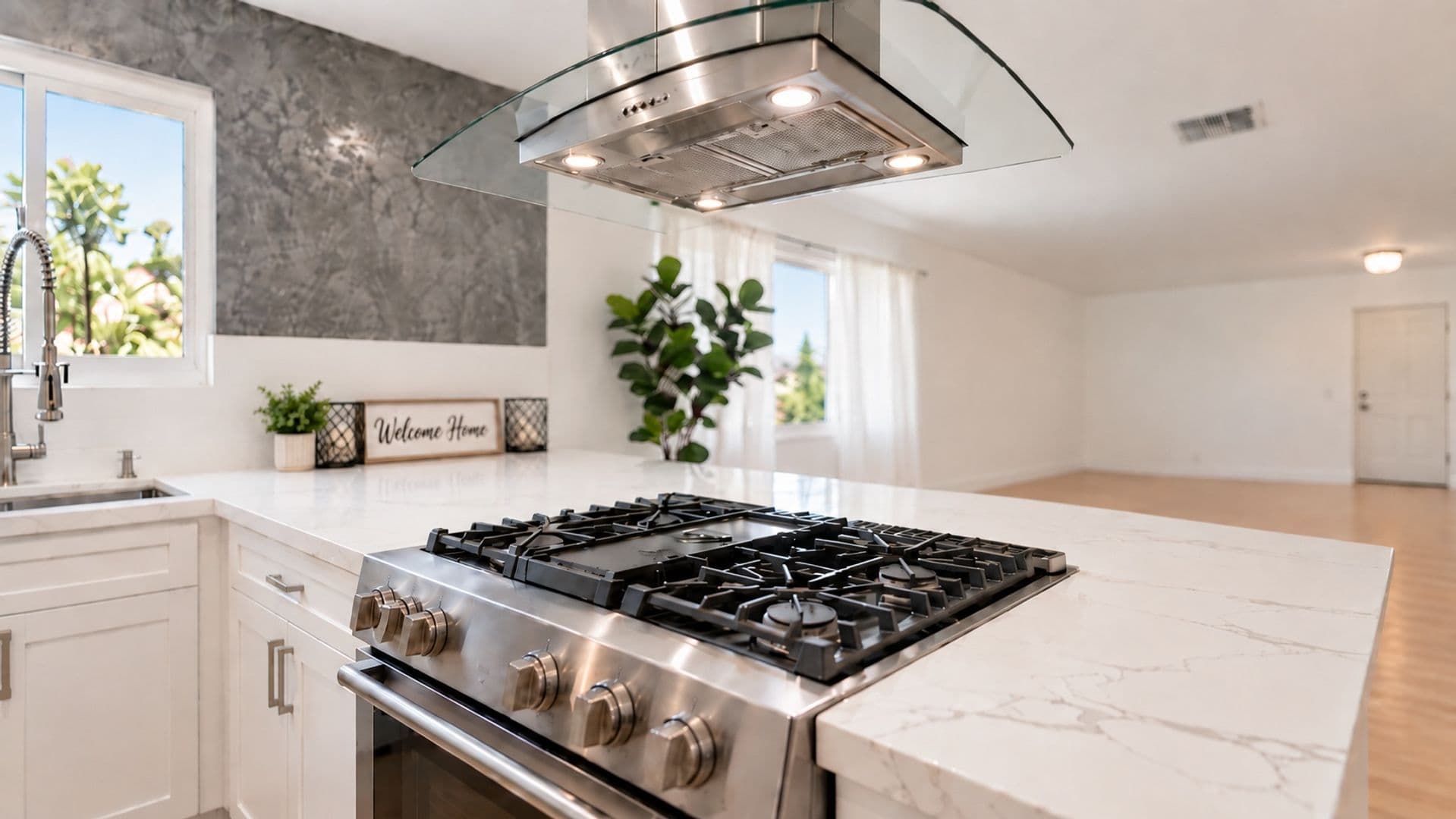 Burbank Apartment: 604 E Orange Grove Ave
