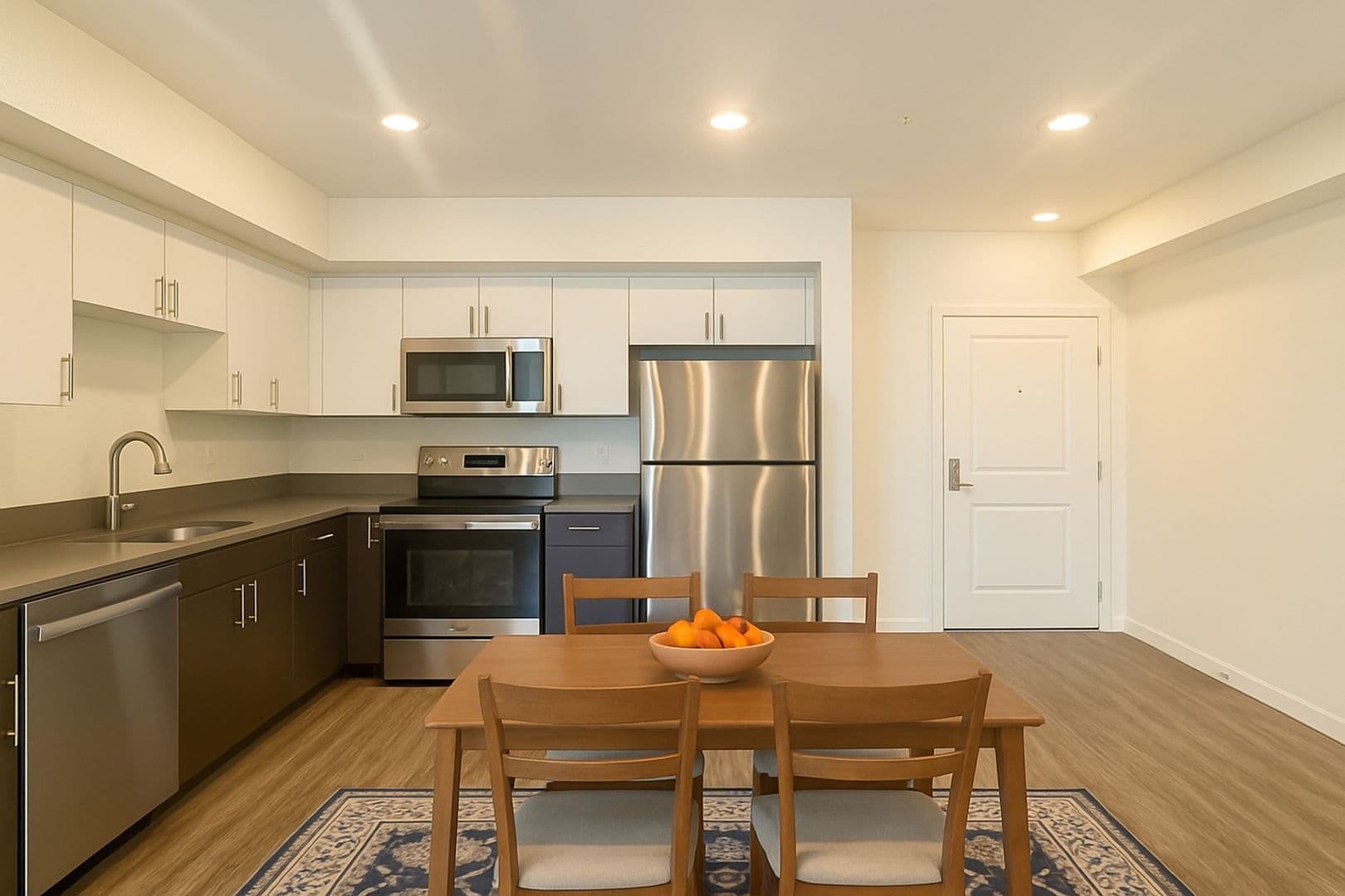 Los Angeles Apartment: 3567 Chesapeake Ave