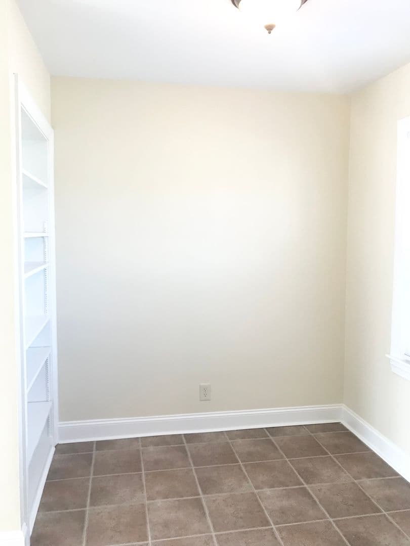 Frankfort Apartment: 215 Capital Avenue
