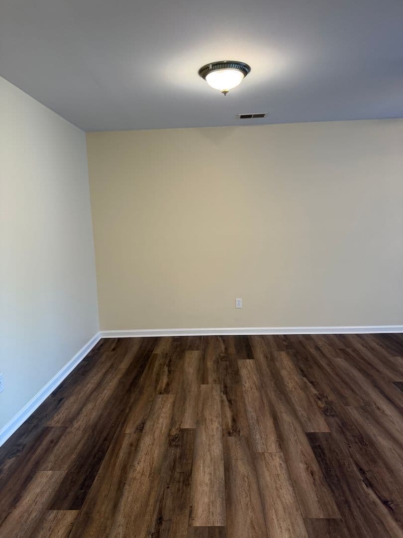Frankfort Apartment: 1755 Galbraith Road