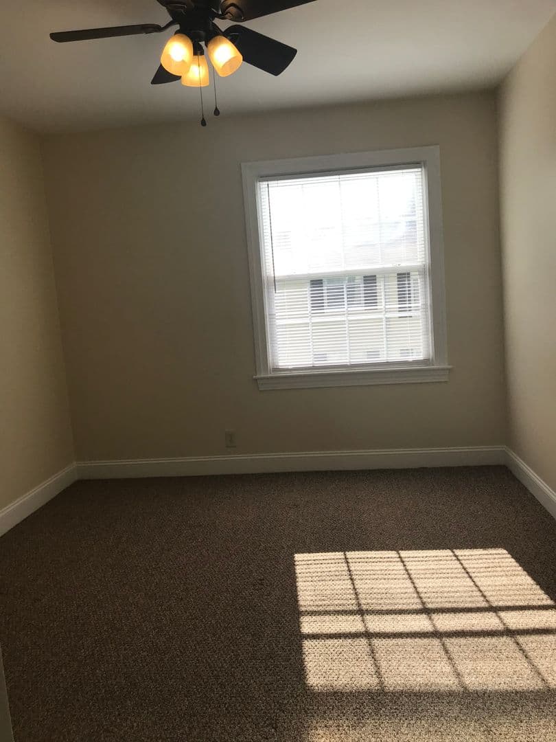 Frankfort Apartment: 215 Capital Avenue