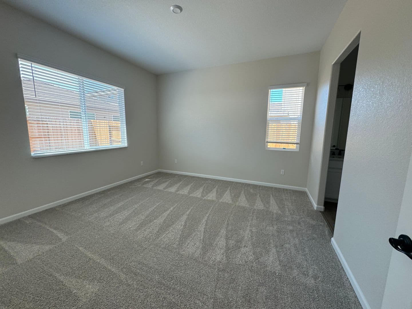 Sacramento House: 8260 Honor Court