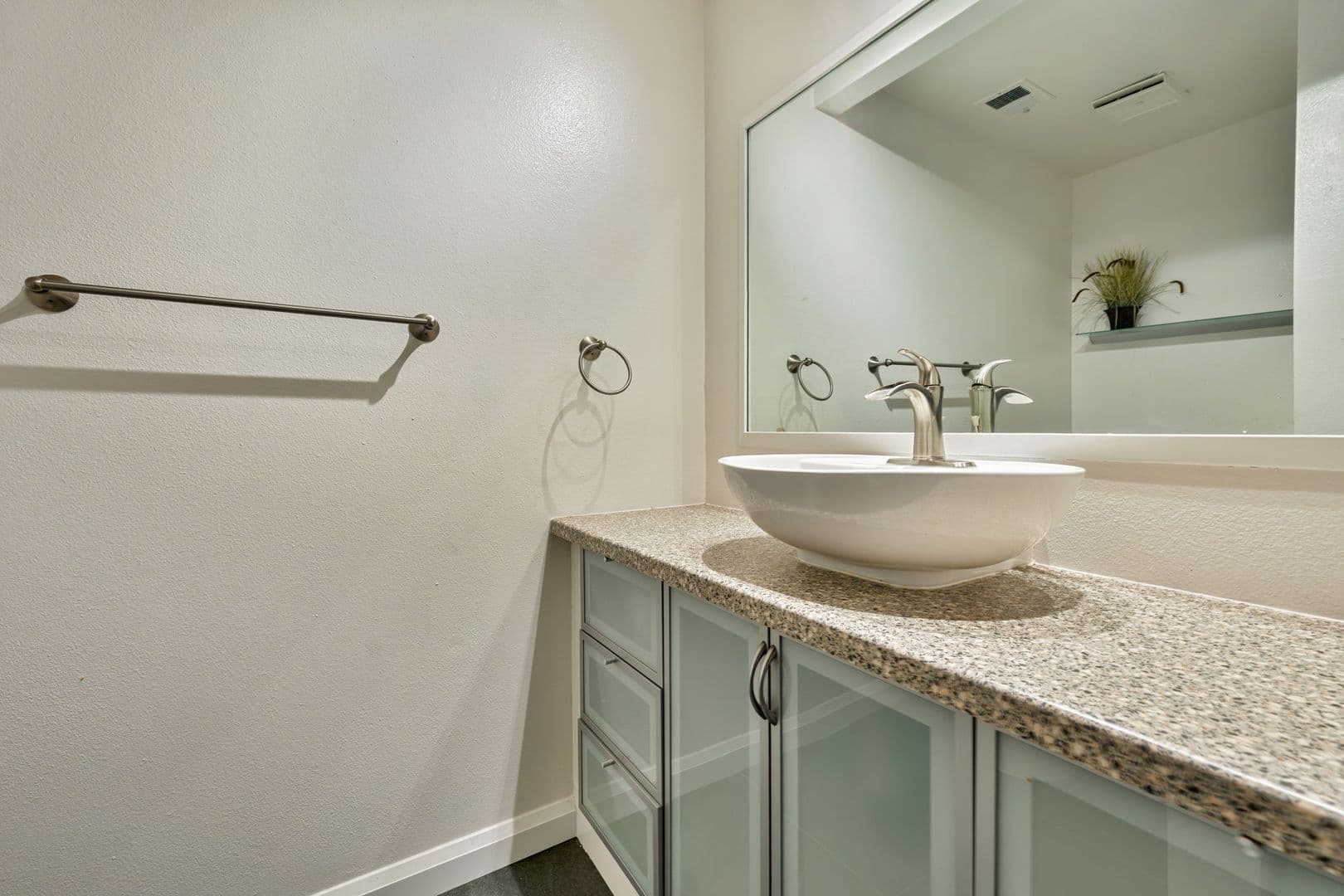 West Sacramento Condo: 317 Bridge Place