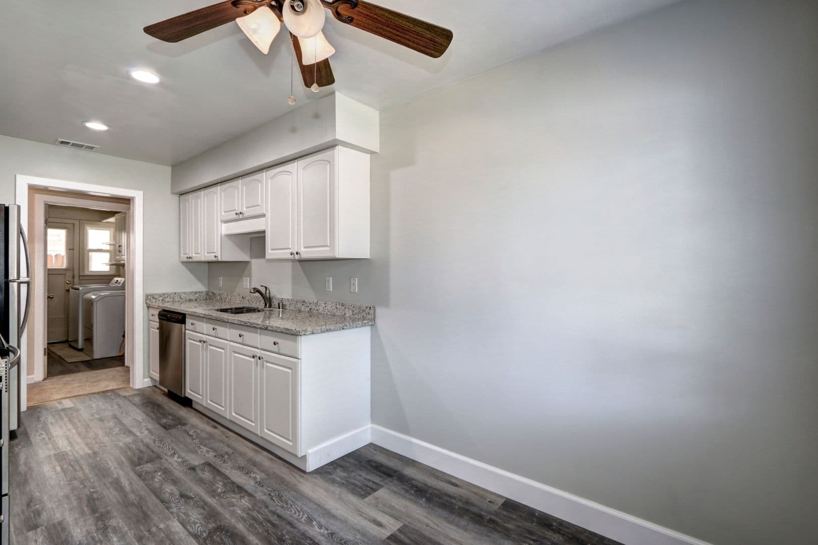 Sacramento Apartment: 5400-5402 Folsom Blvd