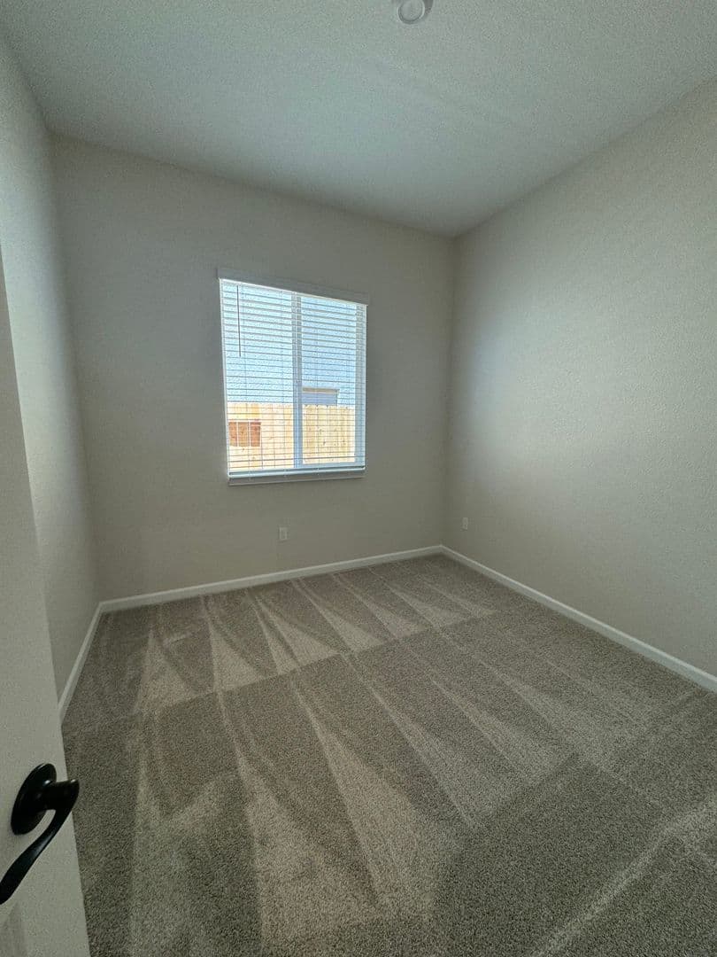 Sacramento House: 8260 Honor Court