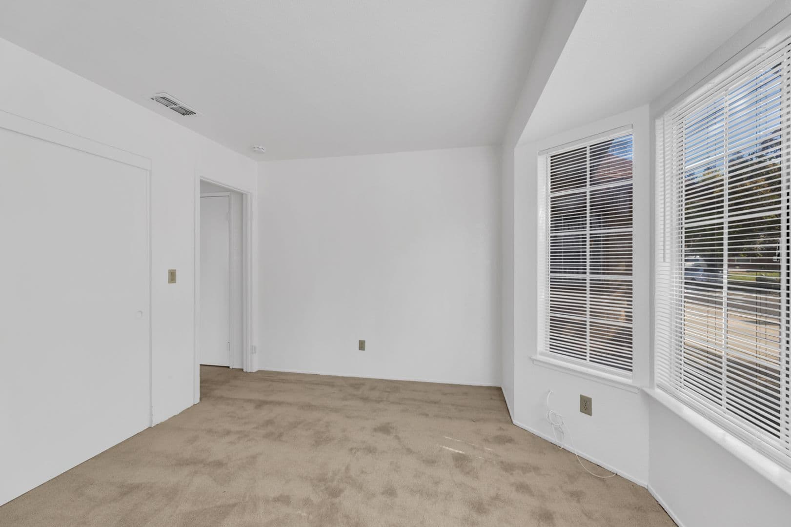 Sacramento House: 8327 Trimmer Way
