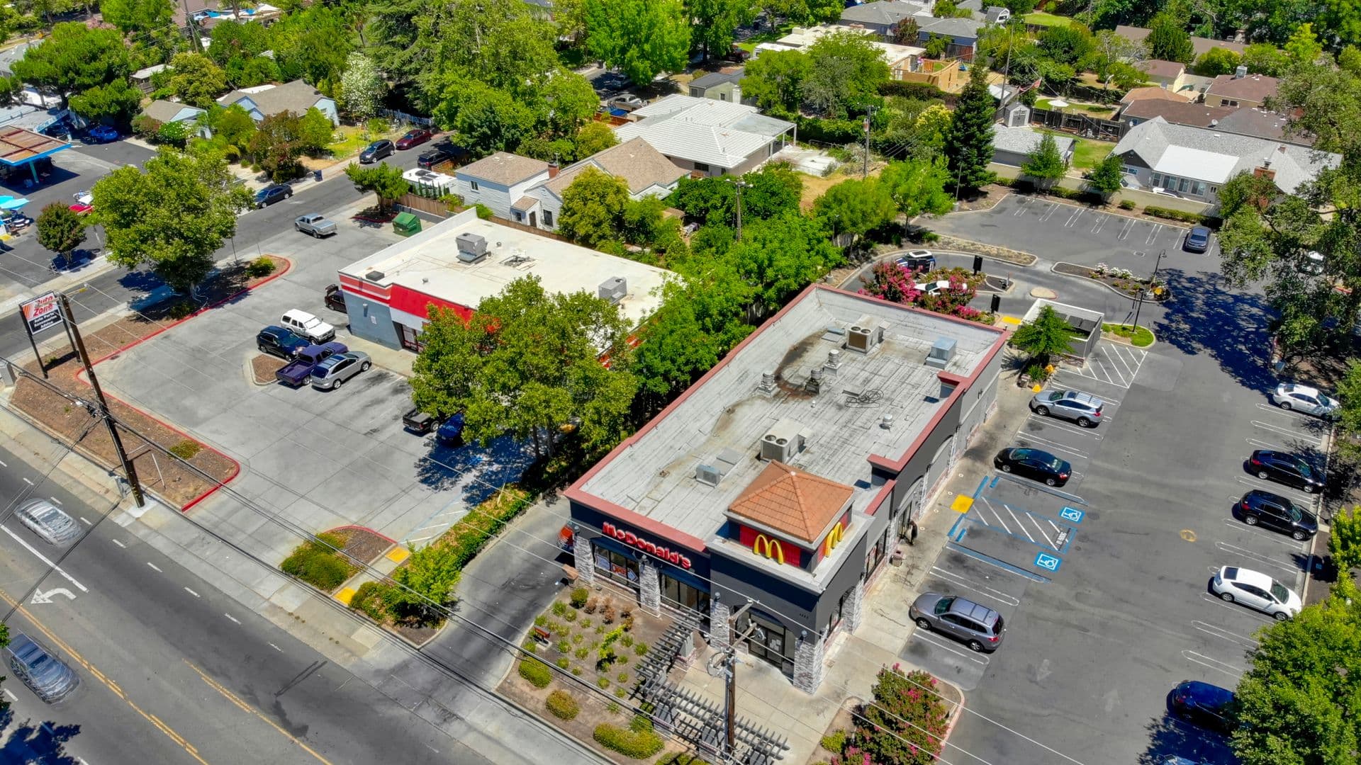 Sacramento Apartment: 5400-5402 Folsom Blvd