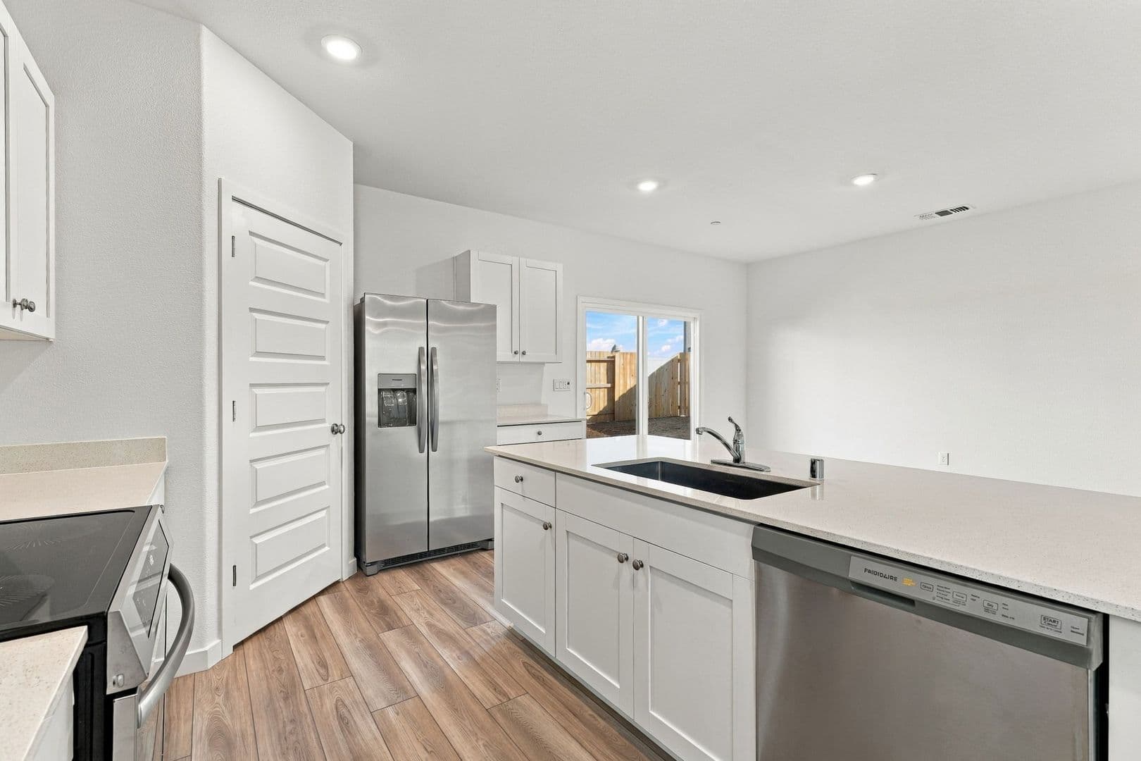 Rancho Cordova House: 12661 Hereford Ave