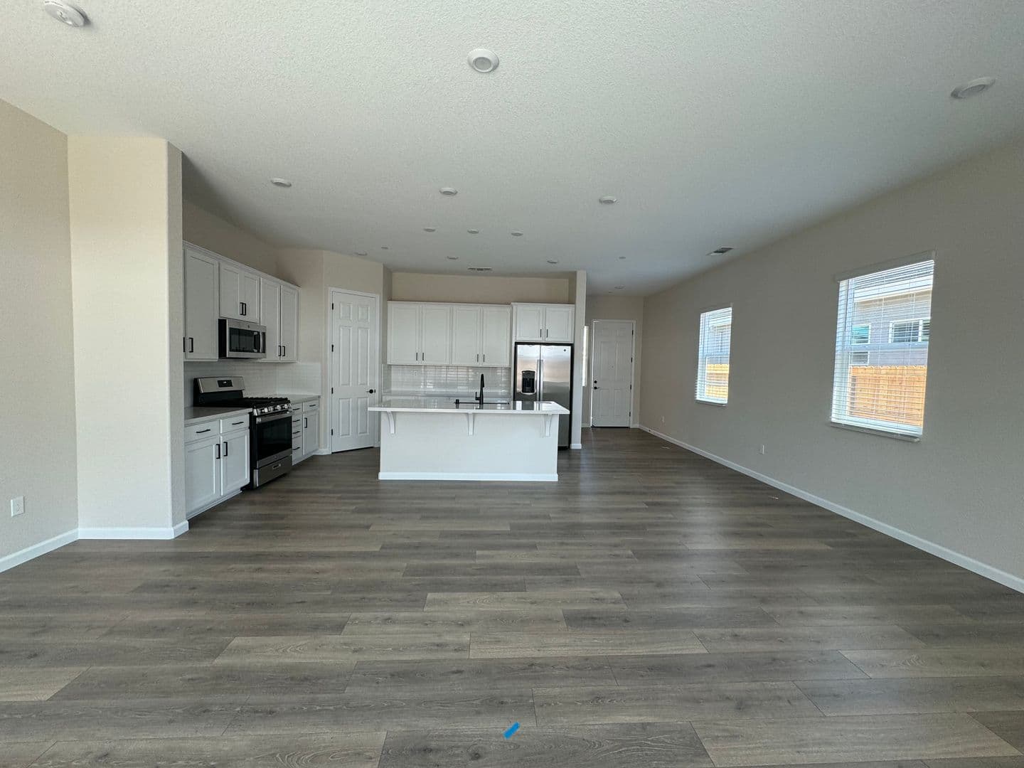 Sacramento House: 8260 Honor Court