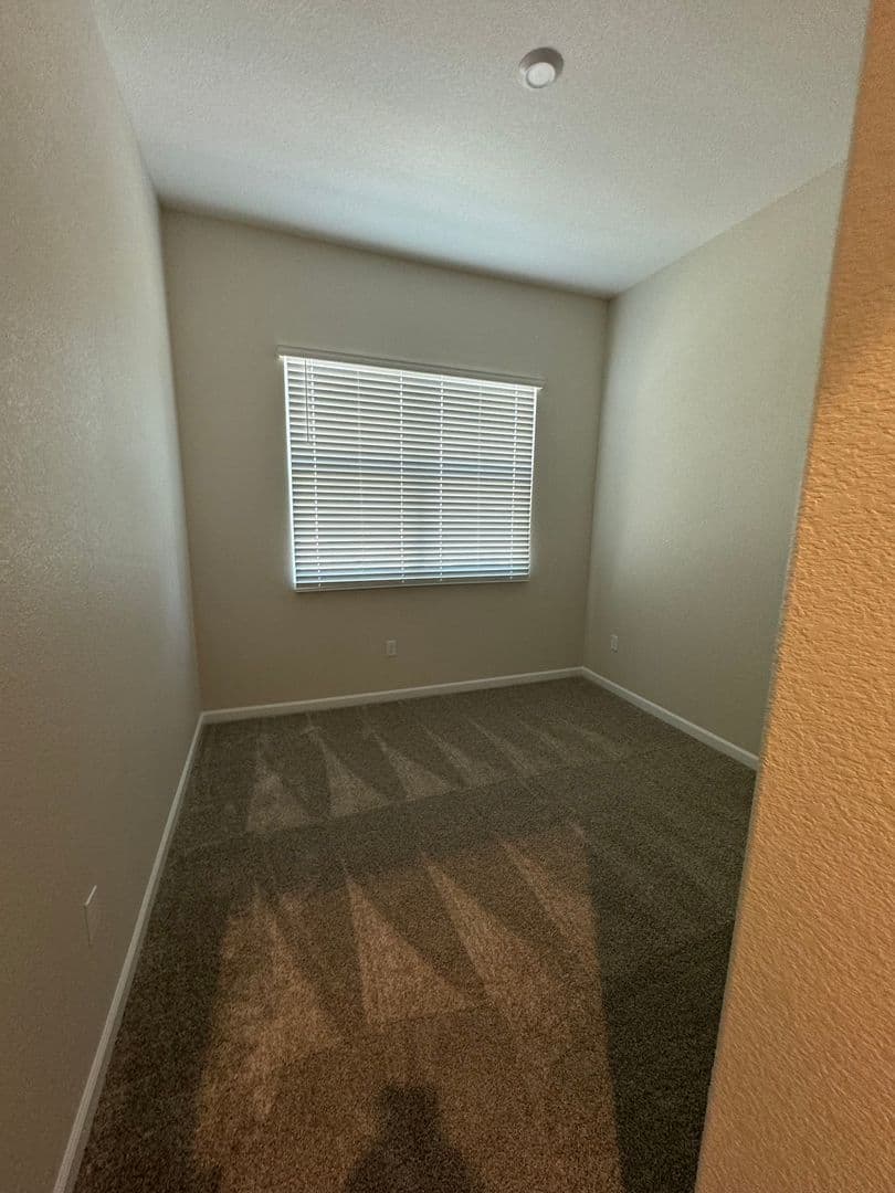 Sacramento House: 8260 Honor Court