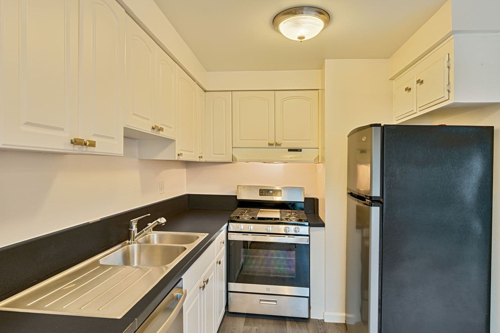 West Sacramento Condo: 317 Bridge Place
