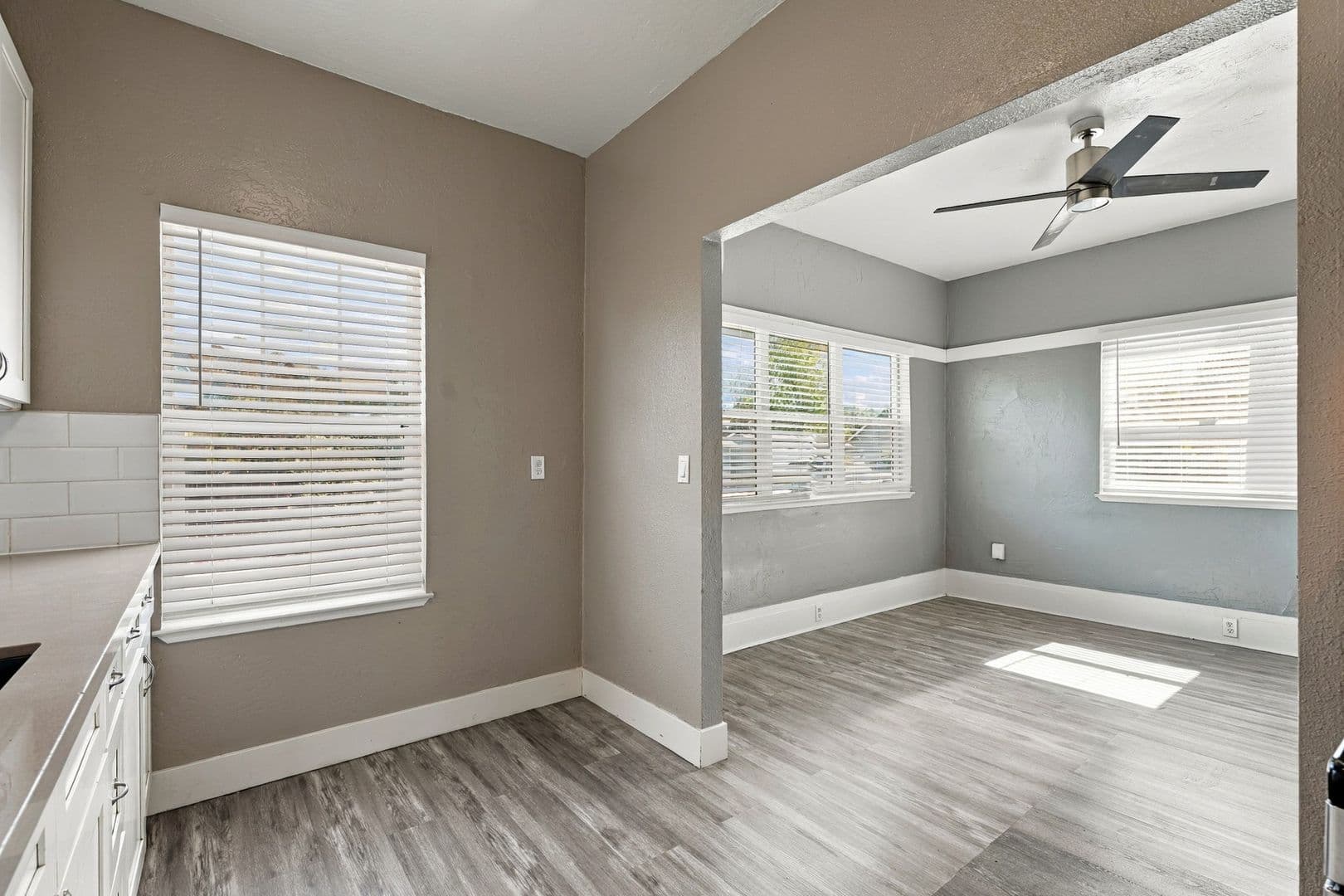 Sacramento Apartment: 2982 26th Ave