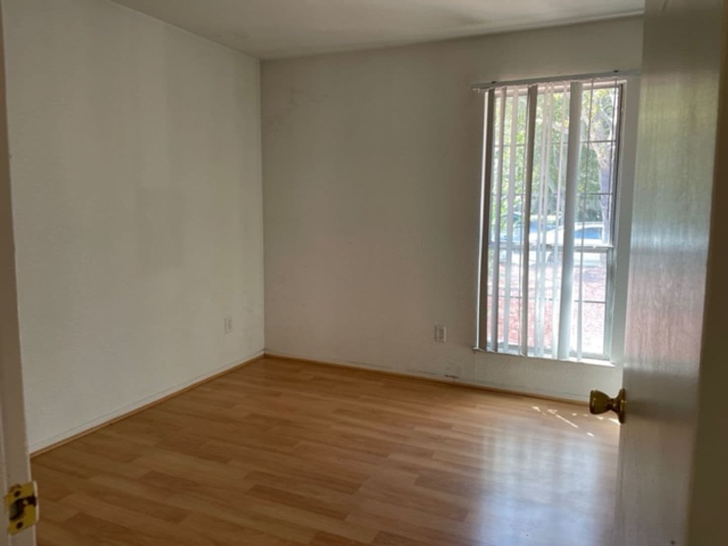 Tracy House: 461 W Central Ave
