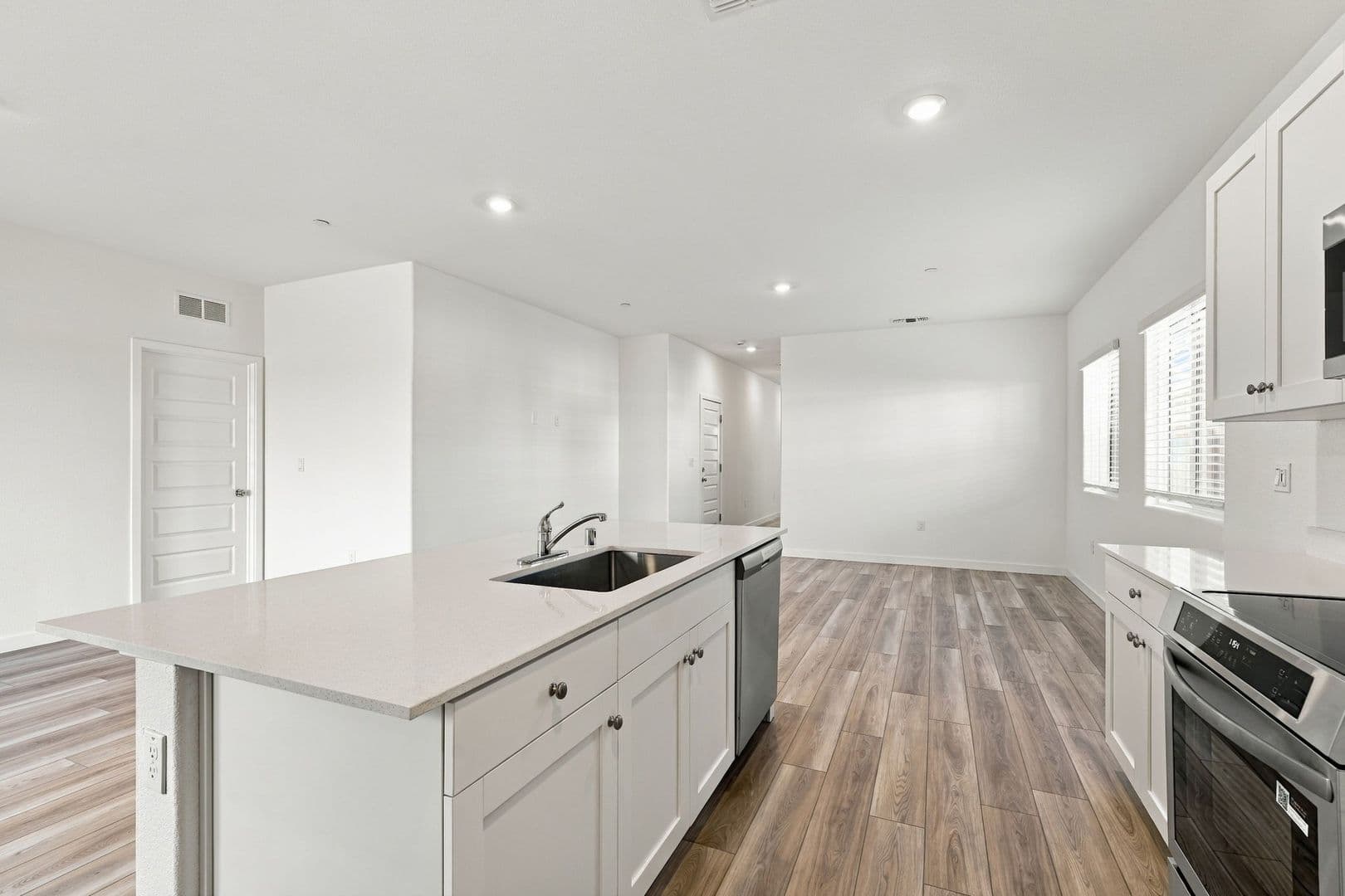 Rancho Cordova House: 12661 Hereford Ave