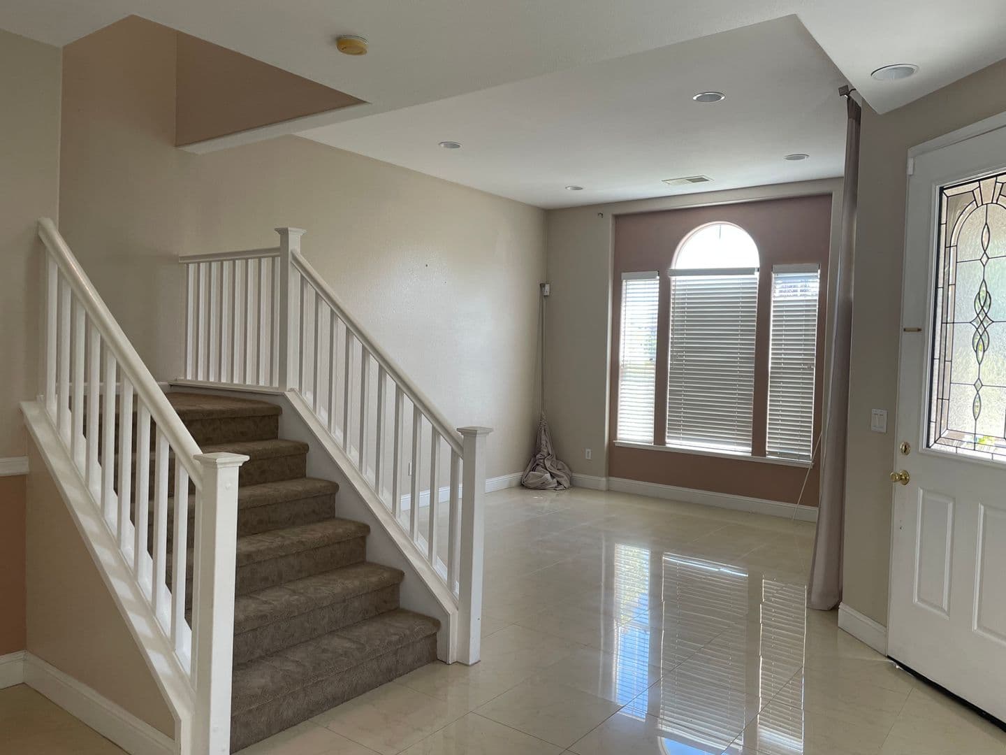 Tracy House: 2385 Saffron Court