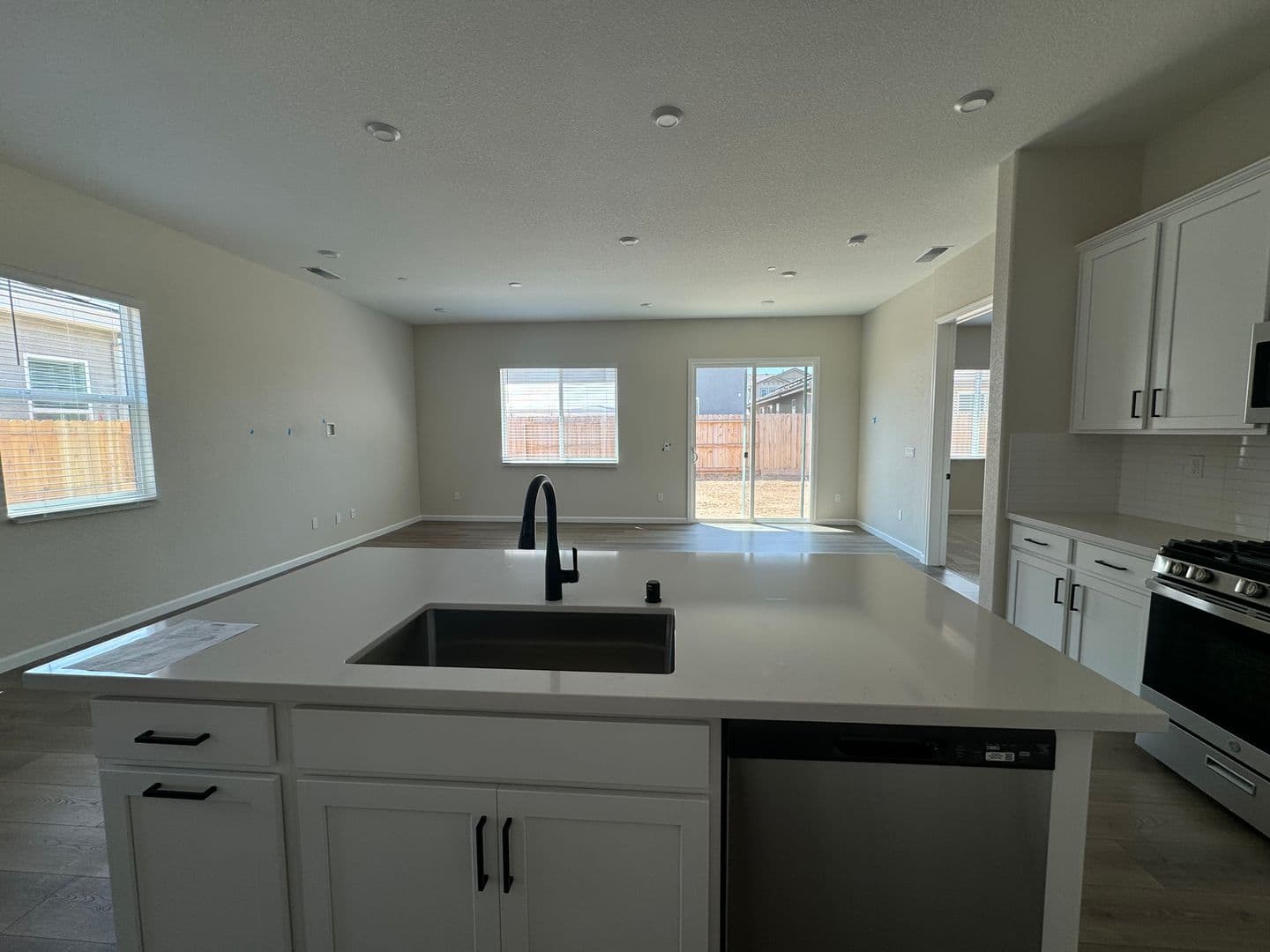 Sacramento House: 8260 Honor Court