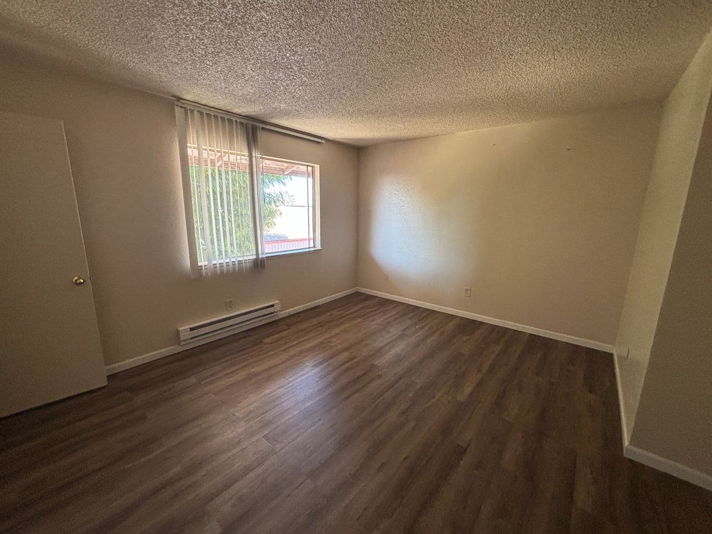 Salinas Apartment: 784-792 Garner Ave.