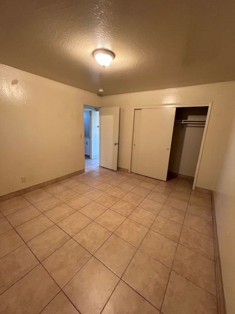 Salinas Apartment: 823 Garner Ave
