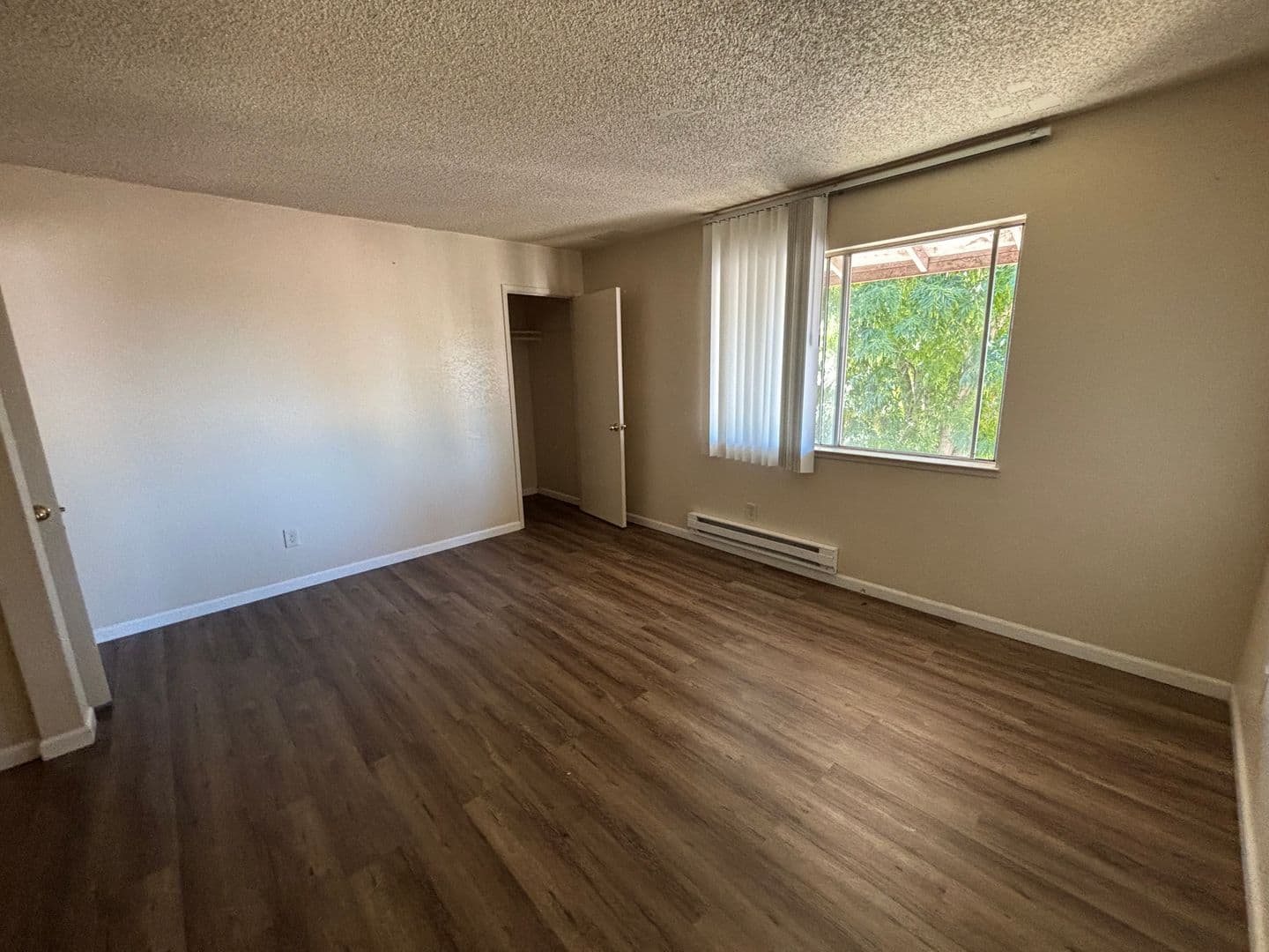 Salinas Apartment: 784-792 Garner Ave.