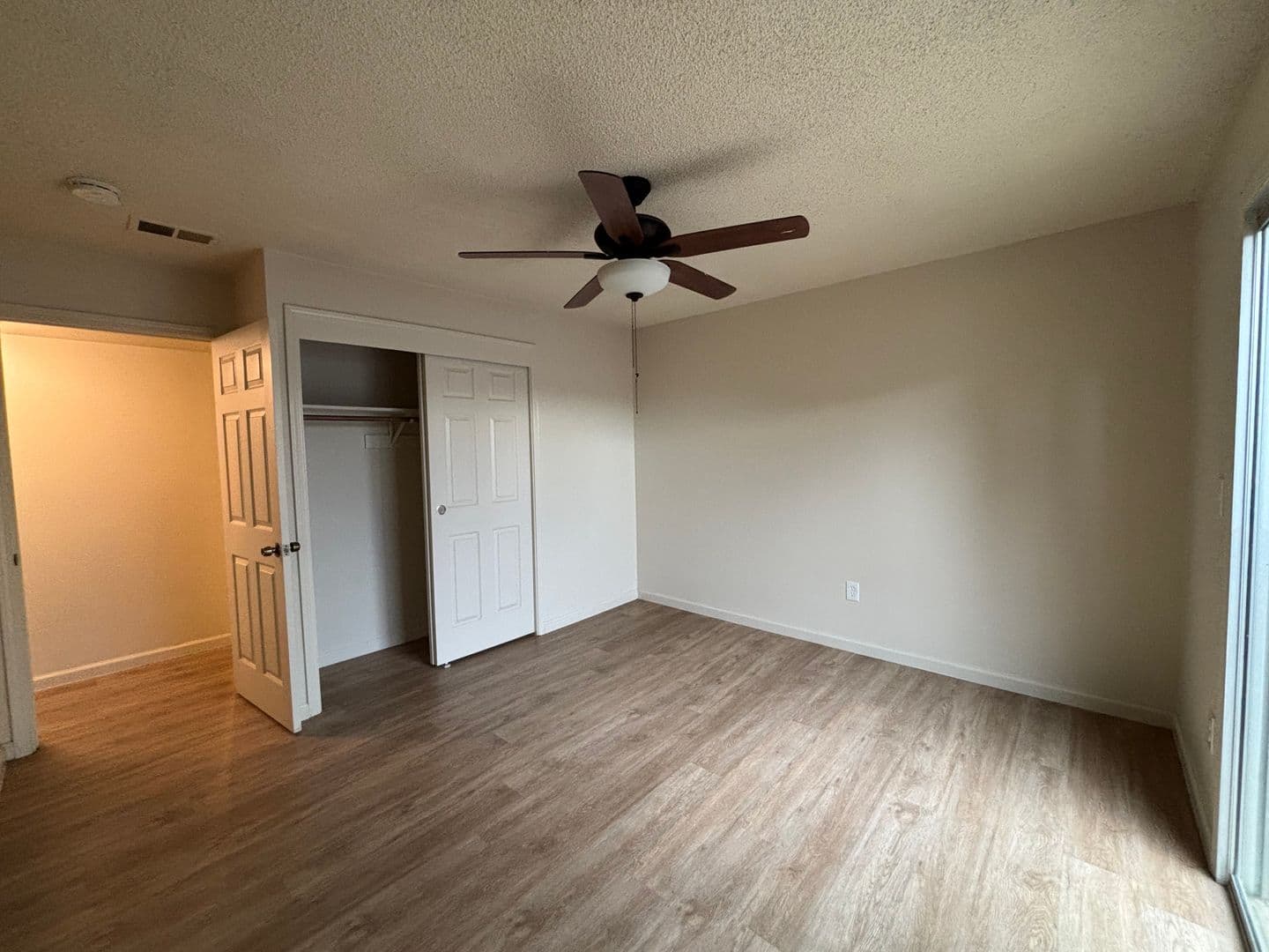 Salinas Apartment: 991 N Madeira Ave