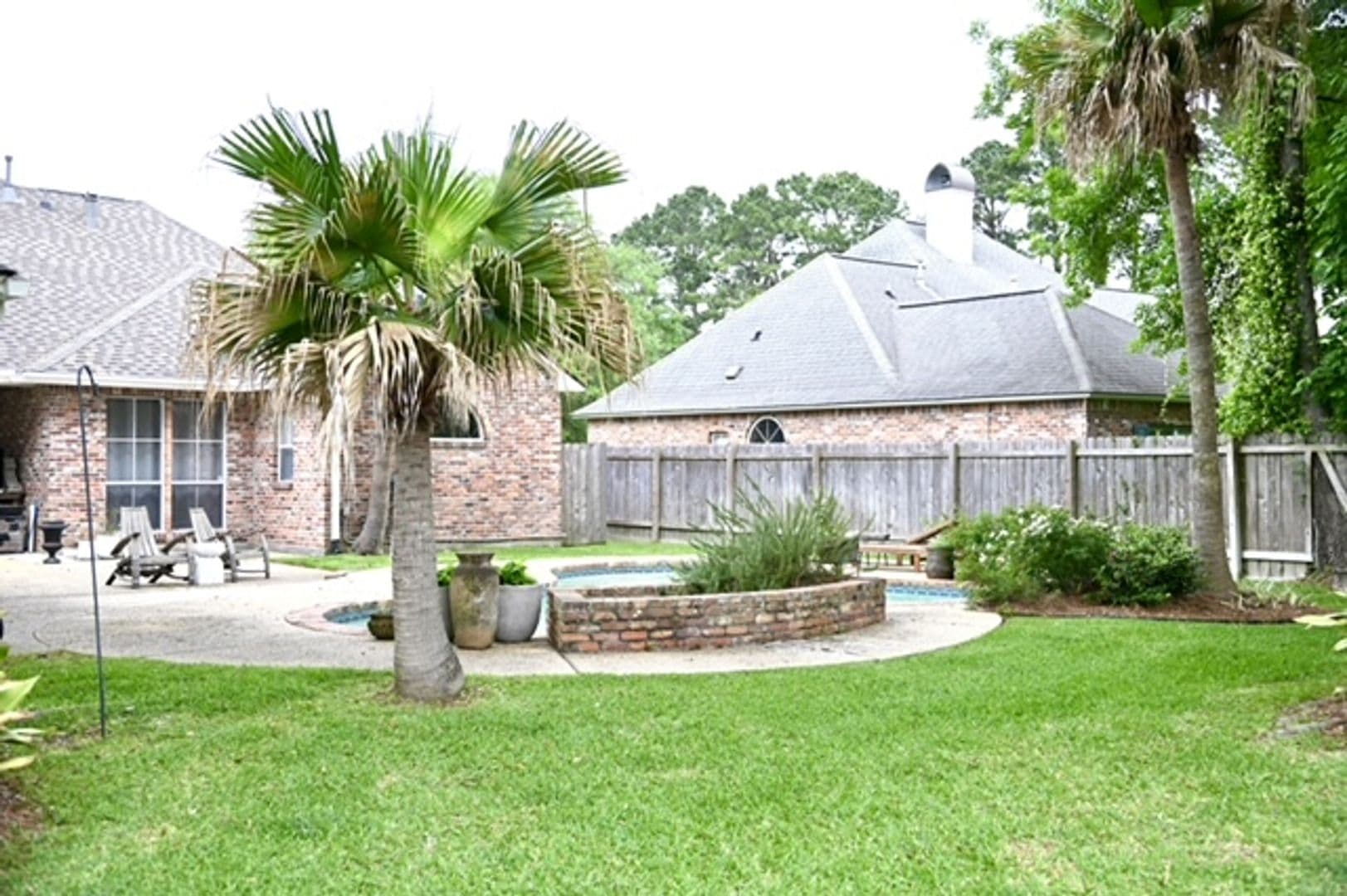 Baton Rouge House: 17745 W Colony Way