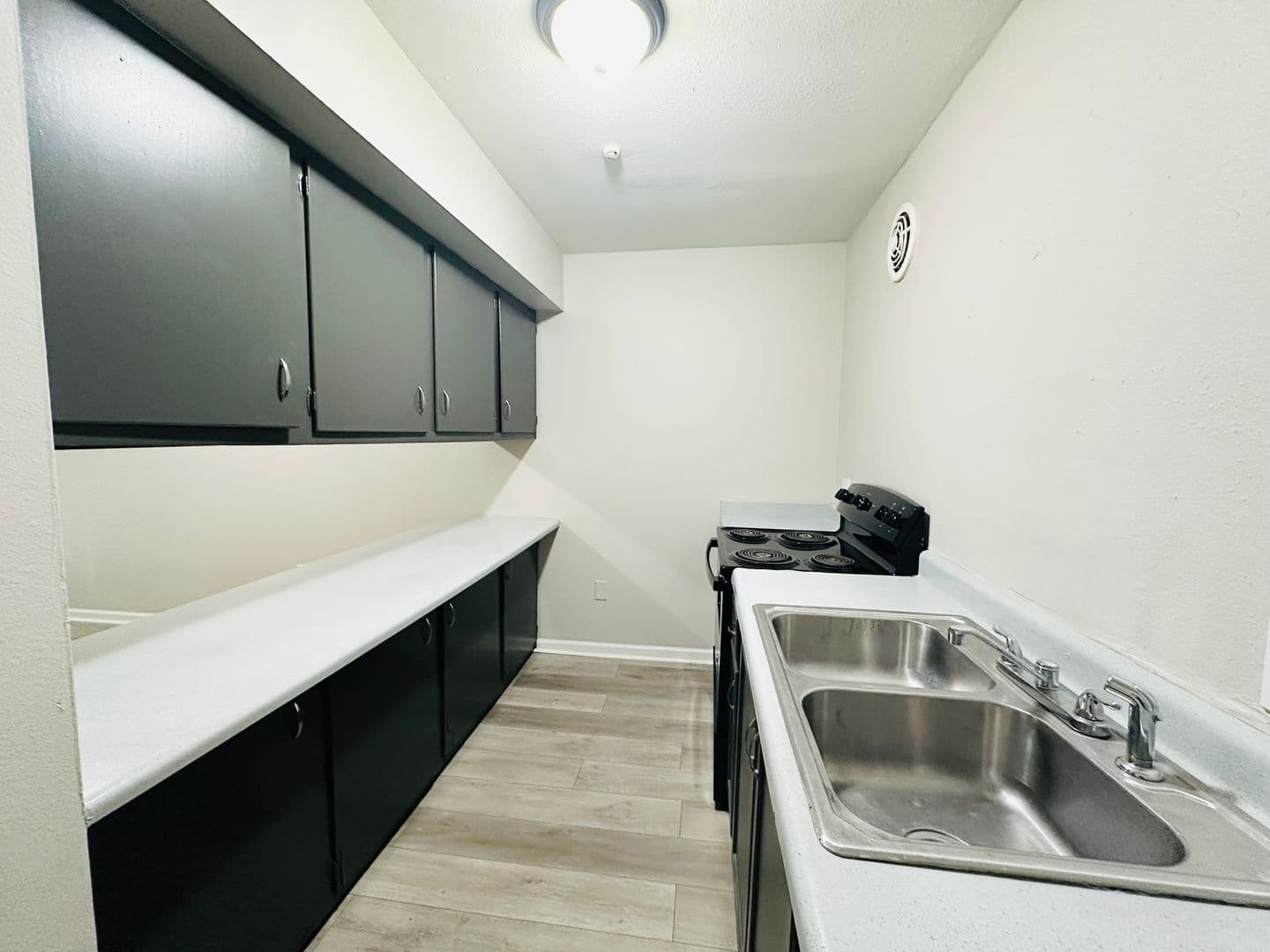 Baton Rouge Apartment: 5665 McClelland Drive