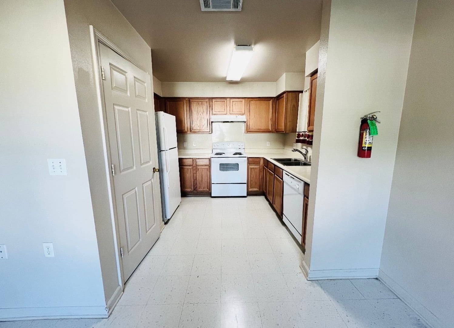 Lafayette Townhome: 816 Martin Luther King Jr Drive