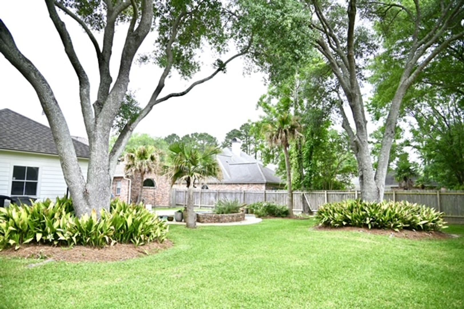 Baton Rouge House: 17745 W Colony Way